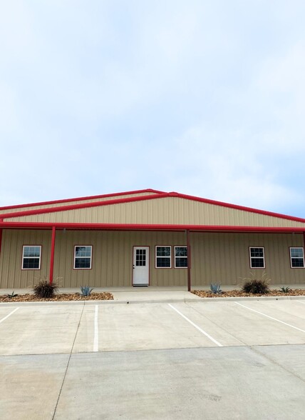 Primary Photo Of 4084 Gulfstream Dr, Bryan Warehouse For Lease