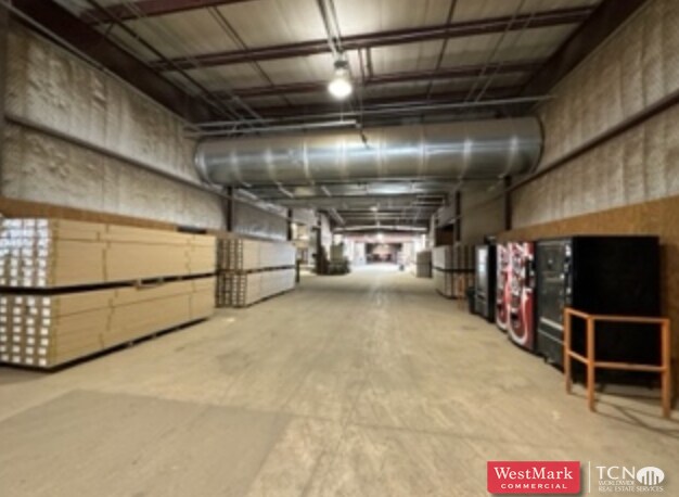 More Photos Of 2002 N Avenue N, Lubbock Manufacturing For Lease