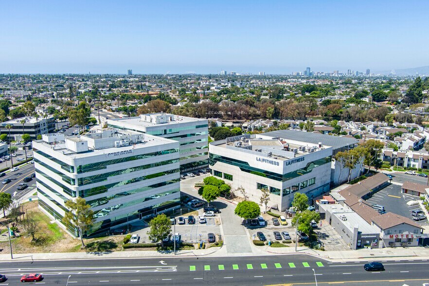 More Photos Of , Long Beach Office For Sale