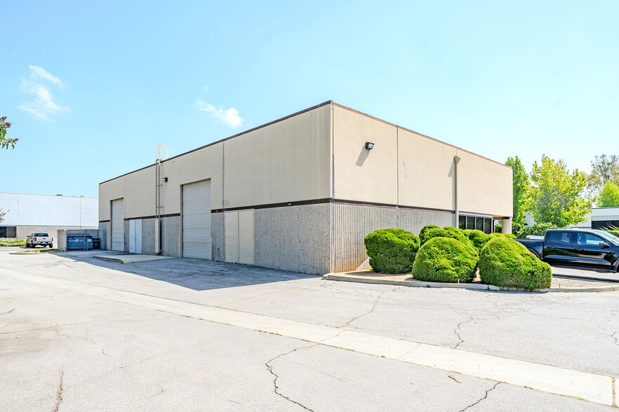 More Photos Of 381 Thor Pl, Brea Manufacturing For Lease