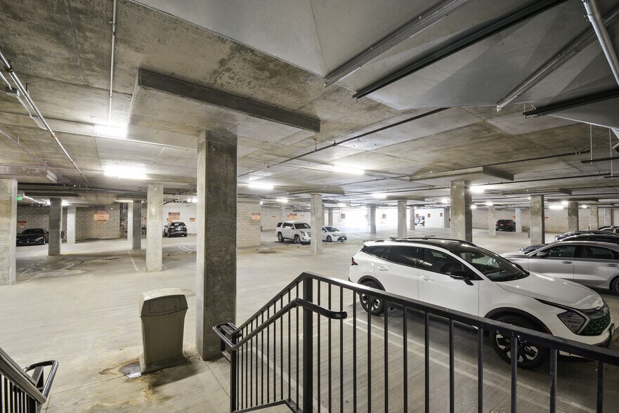 More Photos Of 5018 Chesebro Rd, Agoura Hills Medical For Sale