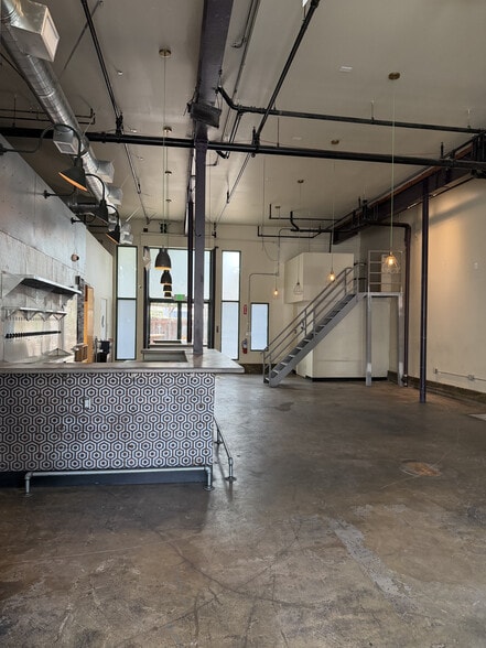More Photos Of 5924-5930 York Blvd, Los Angeles Restaurant For Lease