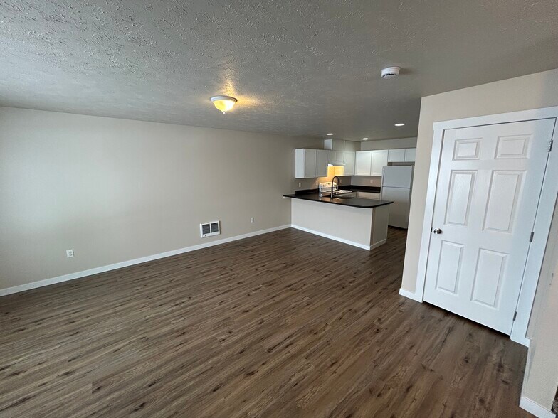 More Photos Of , Cheney Multifamily For Sale