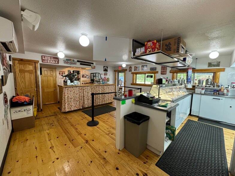 More Photos Of 482 N Sage Lake Rd, Hale Freestanding For Sale