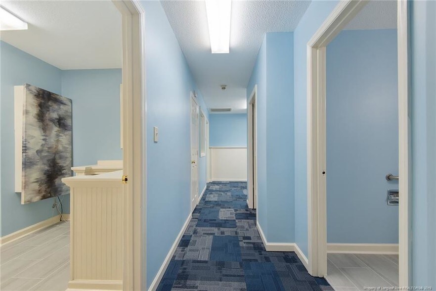 More Photos Of 1207 Walter Reed Rd, Fayetteville Medical For Lease