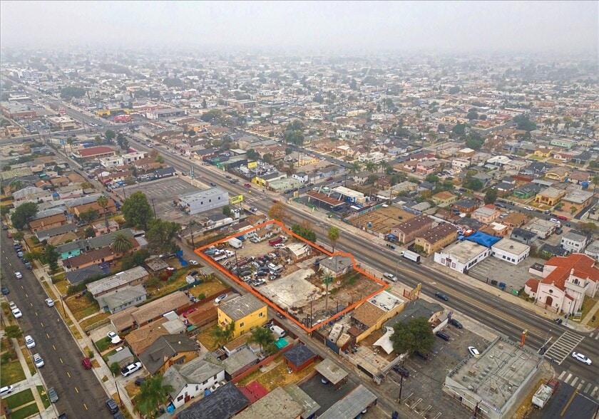 More Photos Of 1218 W Manchester Ave, Los Angeles Land For Sale