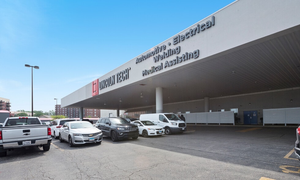 More Photos Of 8317 W North Ave, Melrose Park Schools For Sale