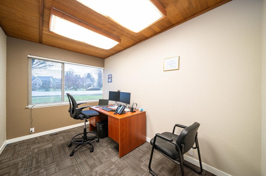 More Photos Of 1400 Broadway, Bellingham Office For Lease