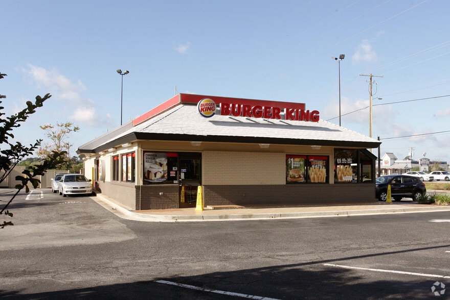 Primary Photo Of 5125 Ashley Phosphate Rd, Charleston Fast Food For Lease