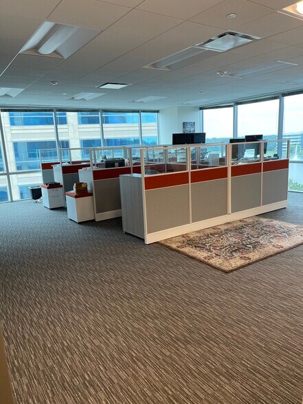 More Photos Of 1780 Hughes Landing Blvd, The Woodlands Office For Lease