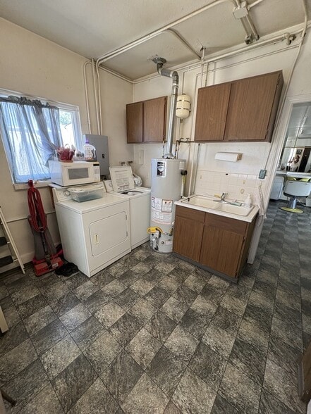 More Photos Of 26 S 6th Ave, Brighton General Retail For Lease