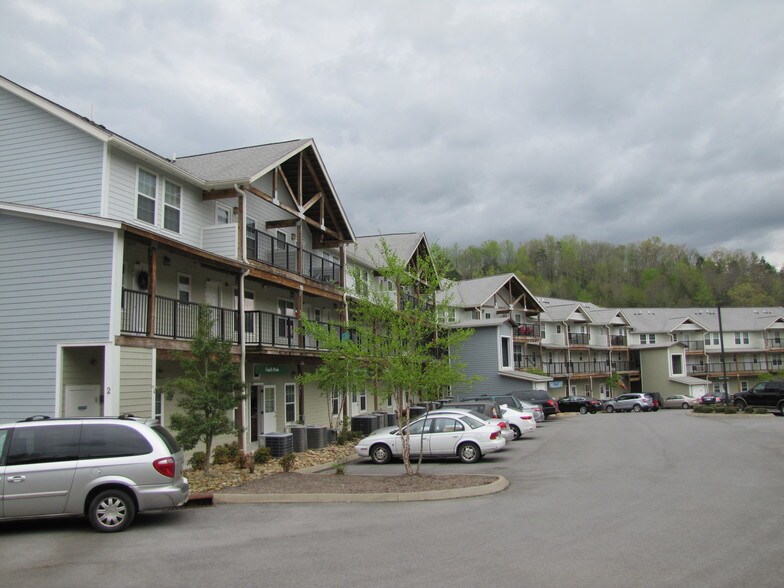 More Photos Of 849 Glades Rd, Gatlinburg Specialty For Sale