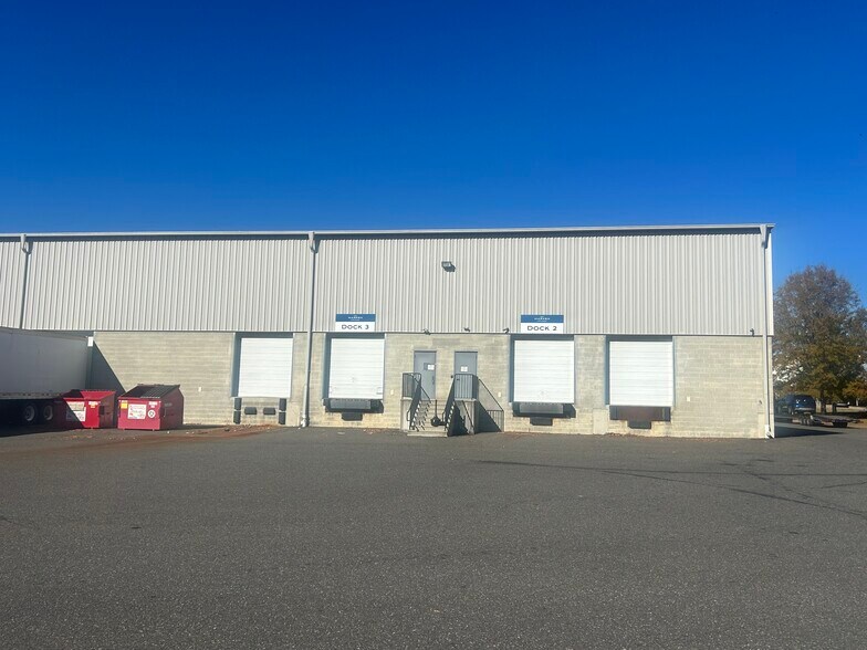 More Photos Of 210 Bridgewater Rd, Aston Light Manufacturing For Lease