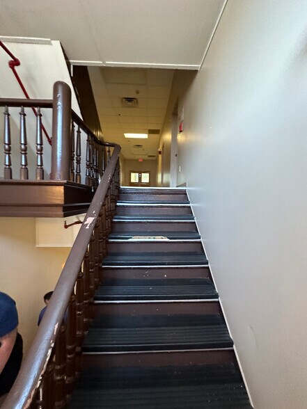 More Photos Of 314 Park St, Fulton Office For Sale