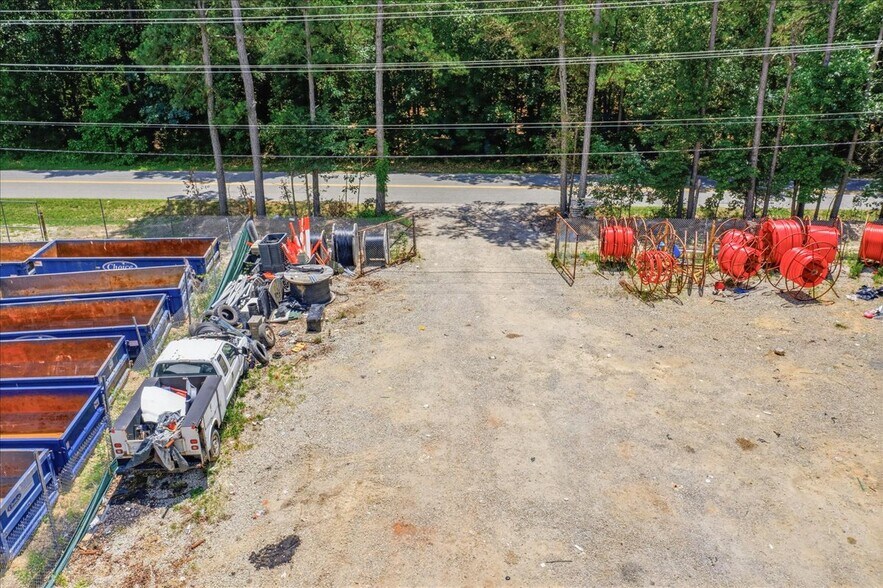 More Photos Of 1601 W Hundred Rd, Chester Warehouse For Sale