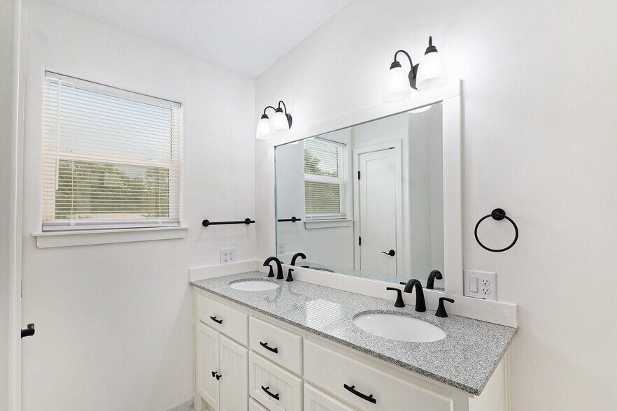 More Photos Of 525 W 7th St, Pueblo Warehouse For Sale