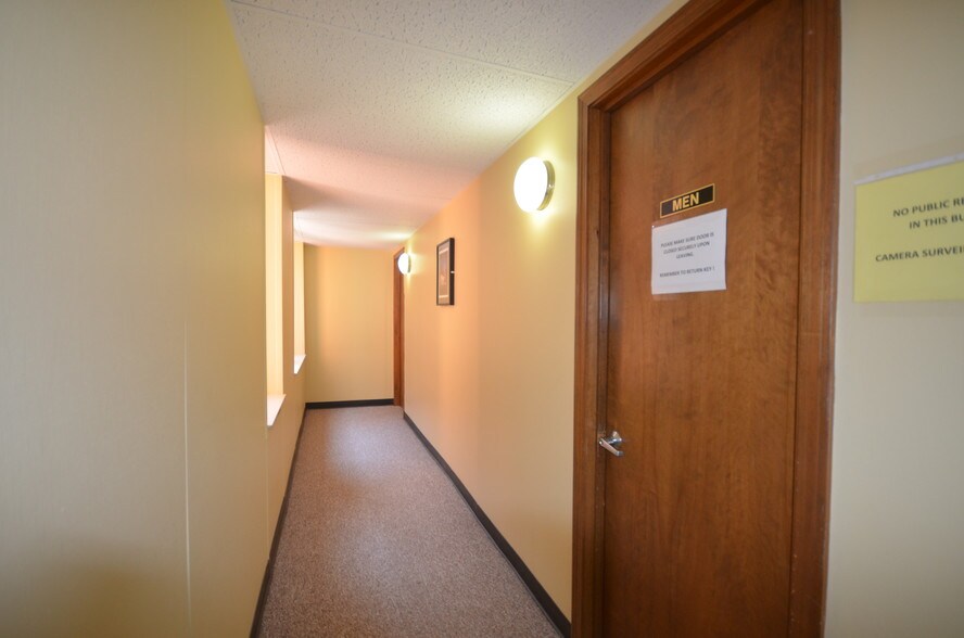 More Photos Of 20 Maple St, Springfield Office For Sale