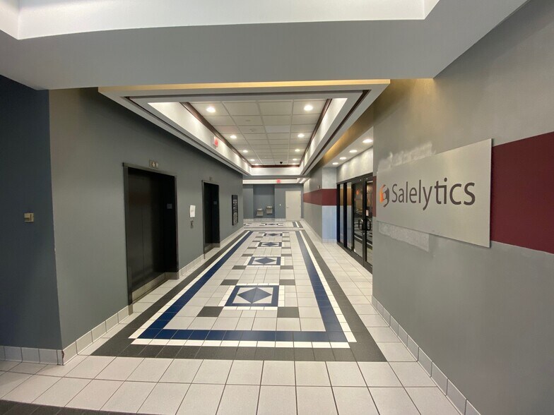 More Photos Of 100 W College Ave, Appleton Coworking Space