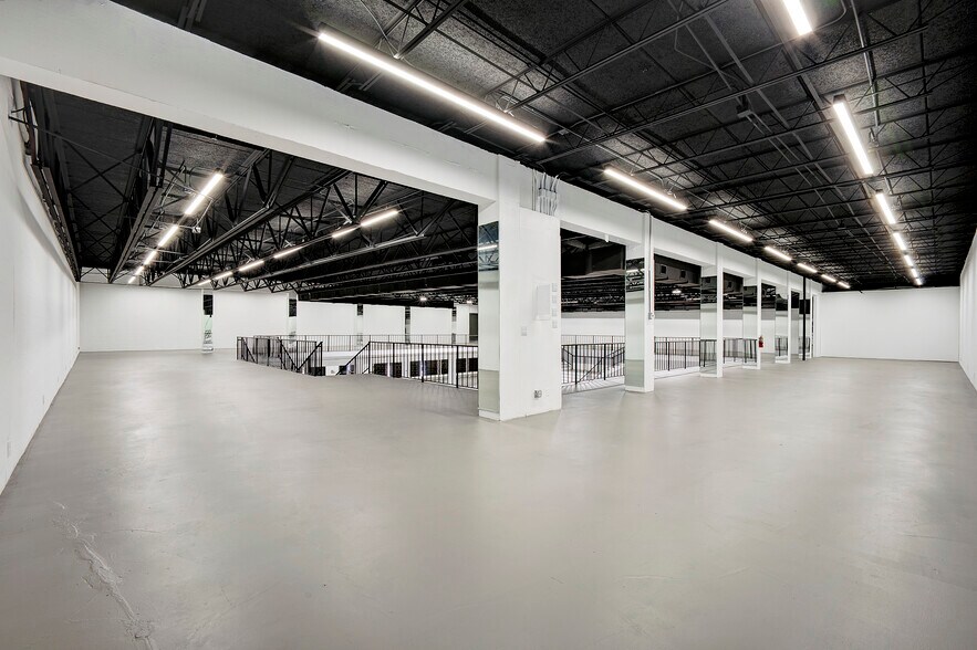 More Photos Of 32 S Dixie Hwy, Lake Worth Freestanding For Lease