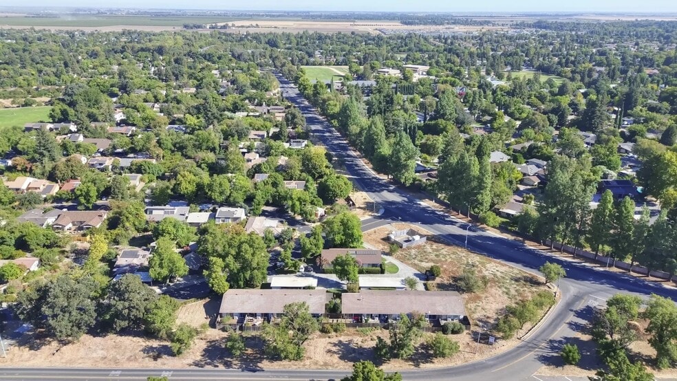 More Photos Of 2310 Evenstar Ln, Davis Apartments For Sale