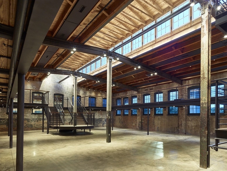 More Photos Of 333 W Ostend St, Baltimore Office For Lease