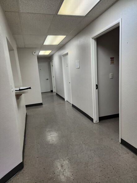 More Photos Of 1619 Cecil Ave, Delano Medical For Lease