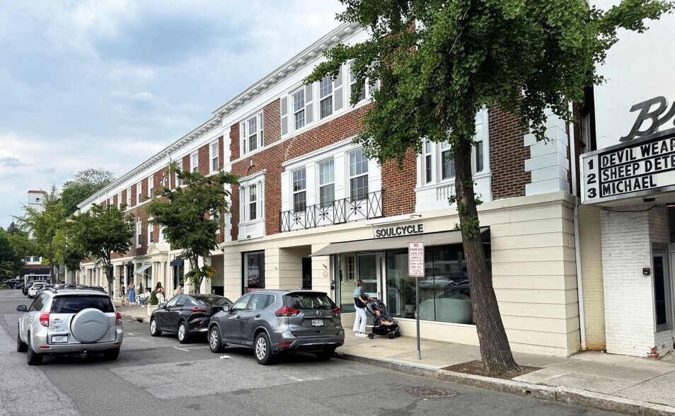 Primary Photo Of 94-112 Kraft Ave, Bronxville Office For Lease