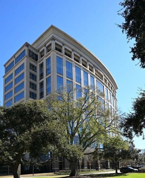 More Photos Of 4171 Essen Ln, Baton Rouge Office For Lease