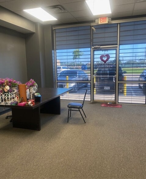 More Photos Of 2210 Allen Genoa Rd, Houston Freestanding For Lease