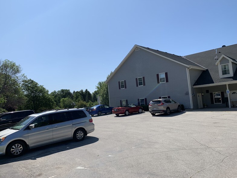 More Photos Of 14665 Lisbon Rd, Brookfield Medical For Lease