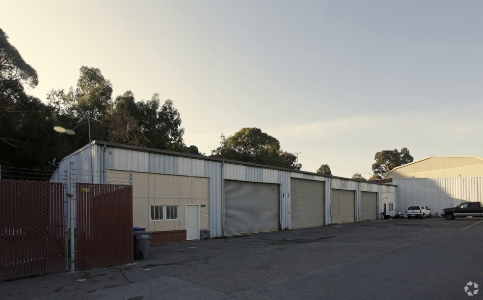 More Photos Of 60-130 Industrial Way, Brisbane Unknown For Lease