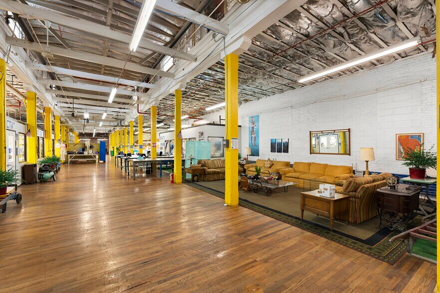 More Photos Of 100-118 John F Kennedy Dr N, Bloomfield Warehouse For Sale