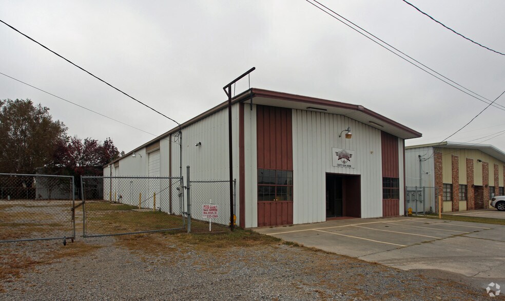 Primary Photo Of 102 Saul Dr, Scott Warehouse For Lease