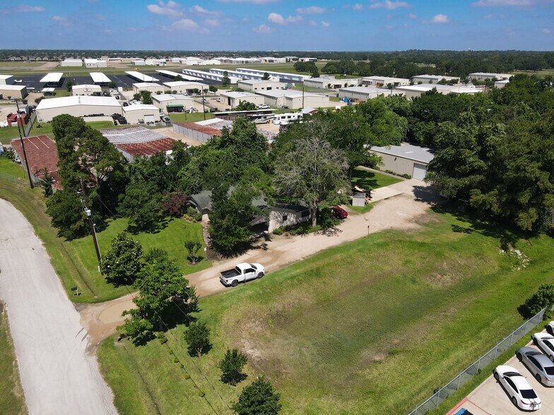 More Photos Of 3339 Marks Rd, Houston Warehouse For Lease