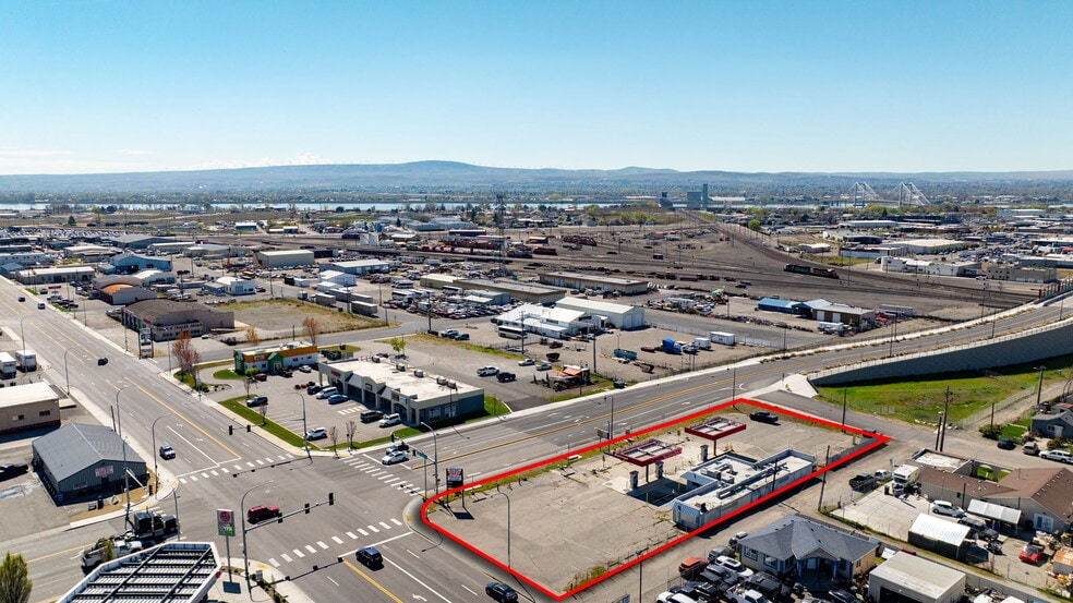 More Photos Of 1211 E Lewis St, Pasco Convenience Store For Sale