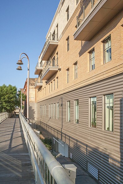 More Photos Of 26 E Superior St, Duluth Office Residential For Lease