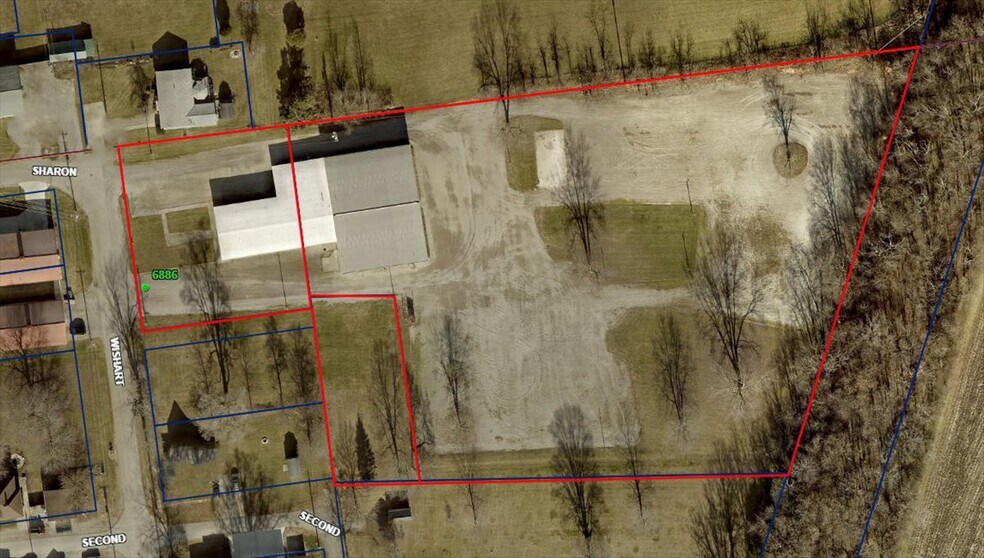 More Photos Of 6886 Wishart St, Huntsville Light Distribution For Sale