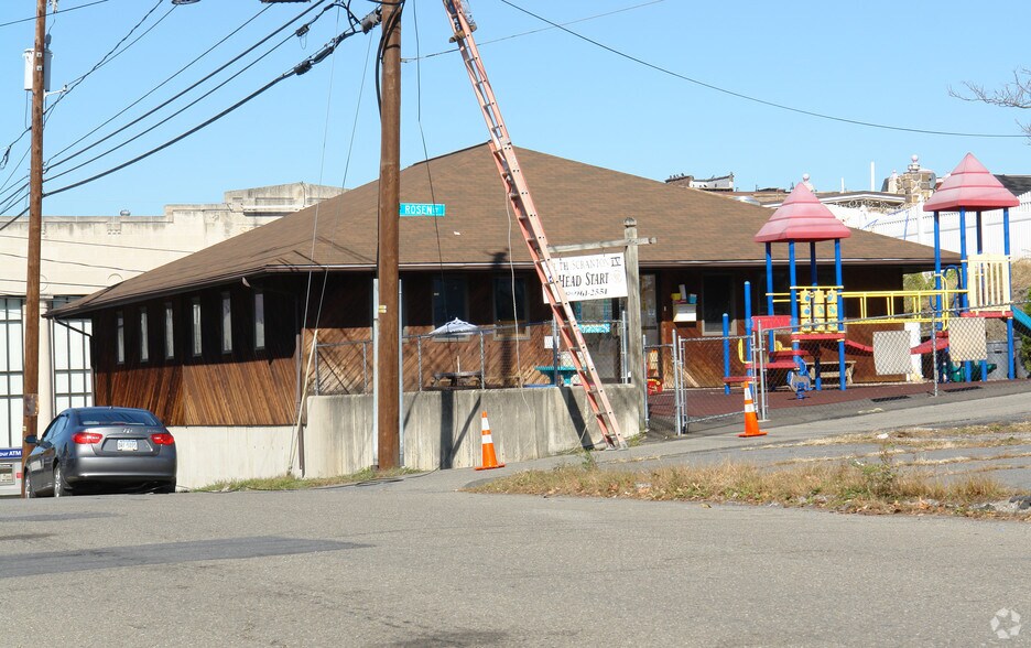 More Photos Of 529-531 Cedar Ave, Scranton Daycare Center For Lease