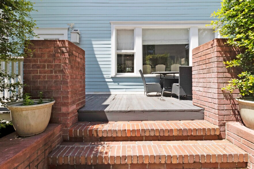 More Photos Of 326 S Hyde Park Ave, Tampa Office Residential For Sale