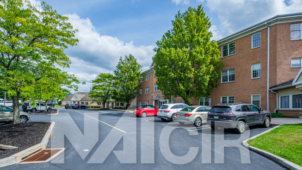 More Photos Of 2151 Linglestown Rd, Harrisburg Medical For Sale