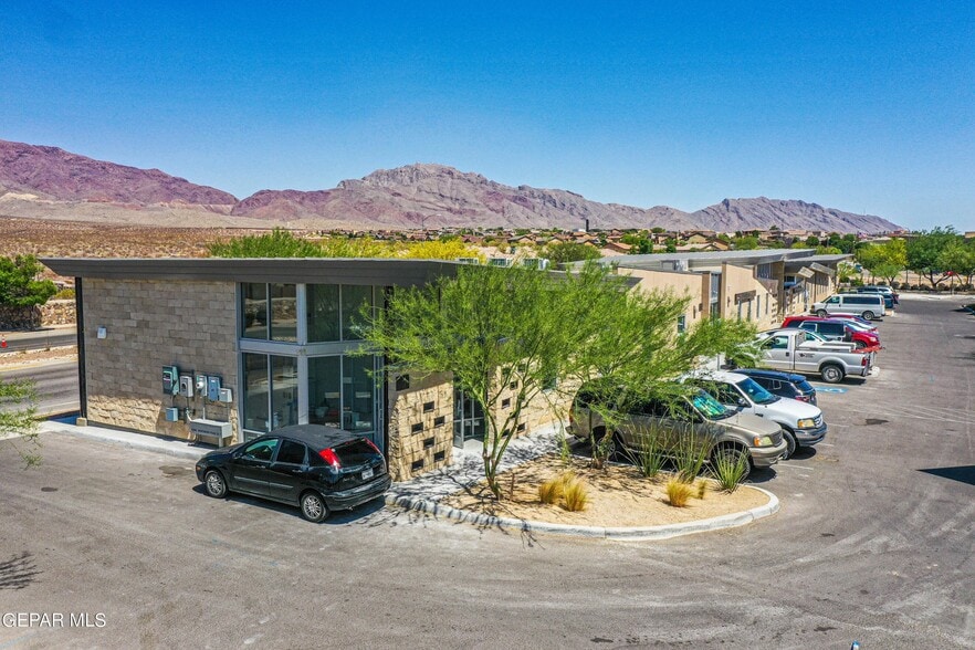 Primary Photo Of 6301 Northern Pass Dr, El Paso Office For Sale