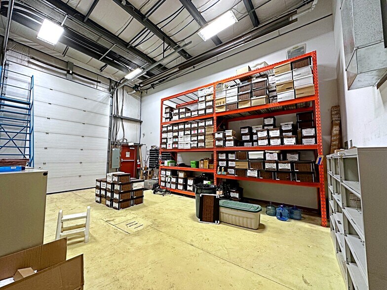 More Photos Of 380 Mackenzie Blvd, Fort McMurray Warehouse For Sale