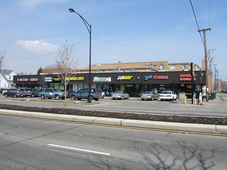 More Photos Of 1954-1968 W Peterson Ave, Chicago General Retail For Lease