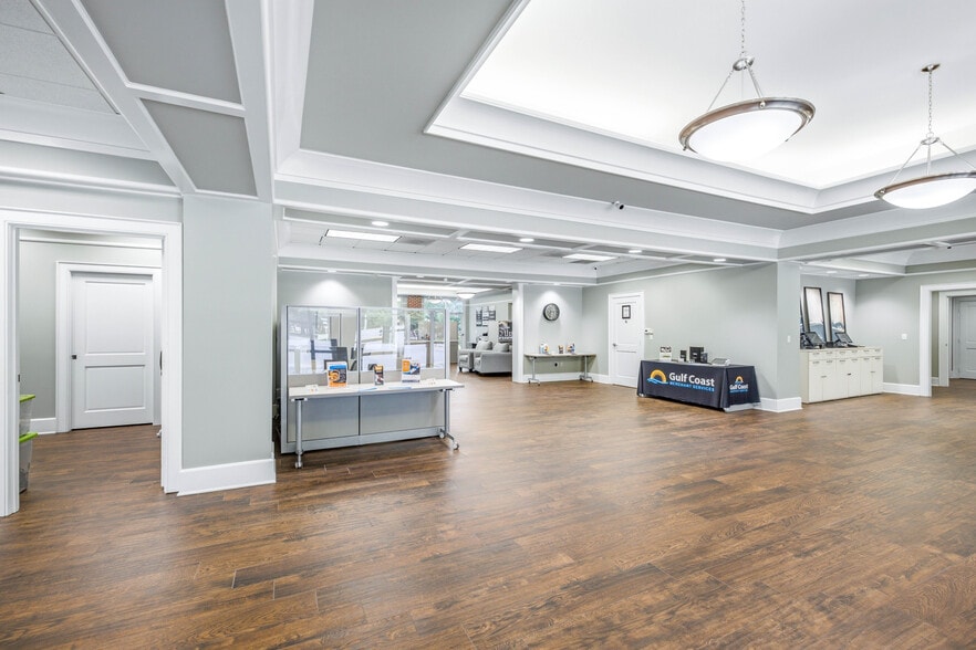 More Photos Of 5784 Chumuckla Hwy, Pace Freestanding For Lease
