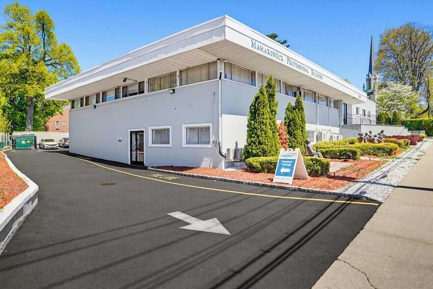 More Photos Of 444 E Boston Post Rd, Mamaroneck Medical For Lease
