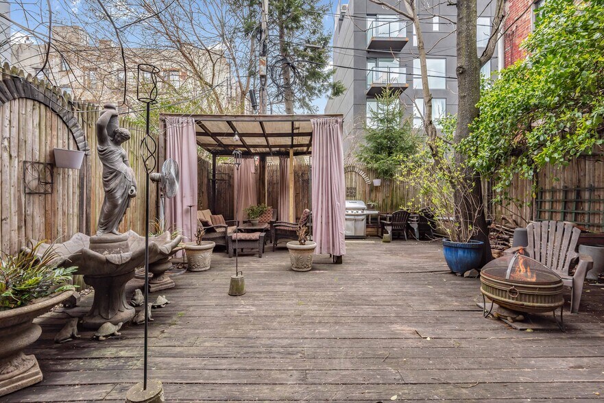 More Photos Of 188 N 8th St, Brooklyn Apartments For Sale