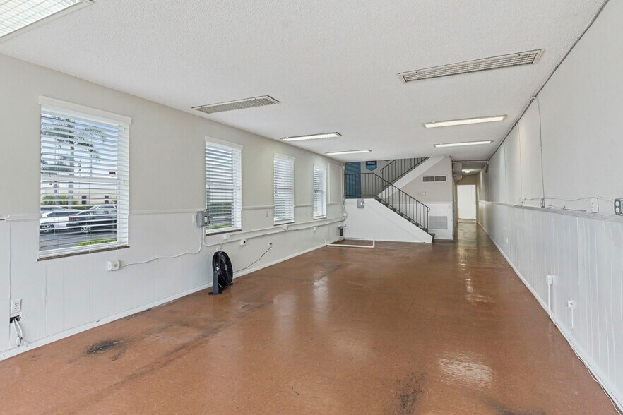 More Photos Of 1323 21st St, Vero Beach Loft Creative Space For Lease