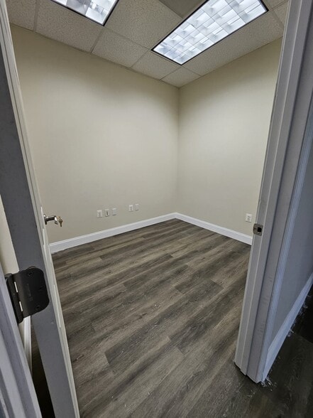 More Photos Of 9161 Liberia Ave, Manassas Medical For Sale