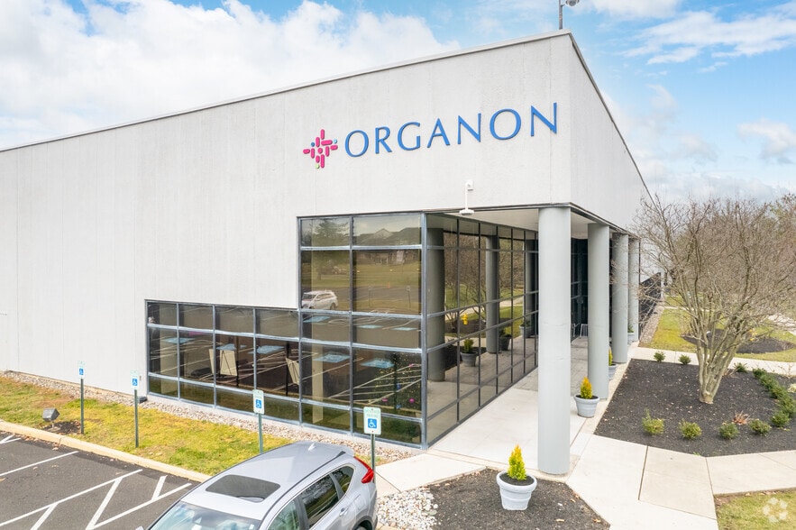 Primary Photo Of 1180 Church Rd, Lansdale Light Manufacturing For Lease