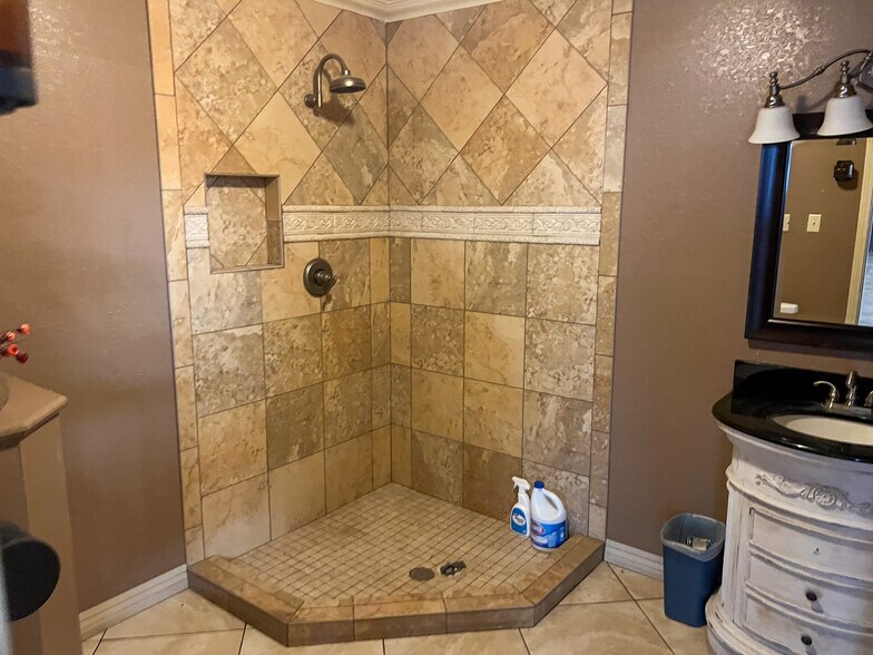 More Photos Of 17246 MS-26, Lucedale Flex For Lease